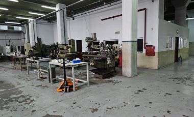 Nave Industrial en  Complejo Corporación Sur - Alquiler