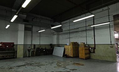 Nave Industrial en  Complejo Corporación Sur - Alquiler