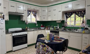 SE VENDE CASA EN NATA DE 4 HABITACIONES CERCA DE LA PANAMERICANA