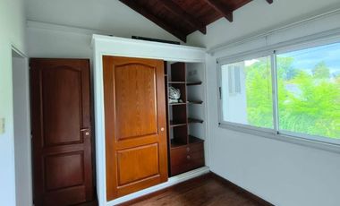 Duplex en alquiler en Haras Maria del Parque