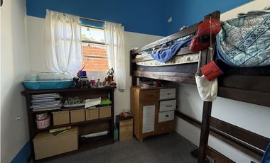 Larrazabal 4743, entre Los Andes y Mocoretá, Villa Luzuriaga