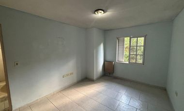 Alquiler Monte Grande Colon 1600 Departamento 2 ambientes 1er piso por escalera