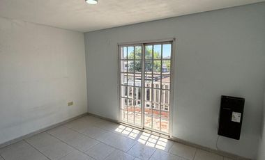 Alquiler Monte Grande Colon 1600 Departamento 2 ambientes 1er piso por escalera