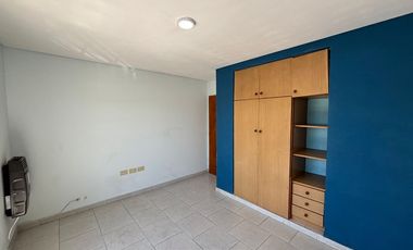 Alquiler Monte Grande Colon 1600 Departamento 2 ambientes 1er piso por escalera