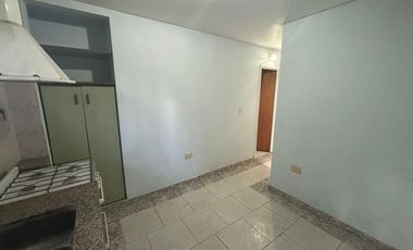 Alquiler Monte Grande Colon 1600 Departamento 2 ambientes 1er piso por escalera