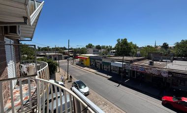 Alquiler Monte Grande Colon 1600 Departamento 2 ambientes 1er piso por escalera