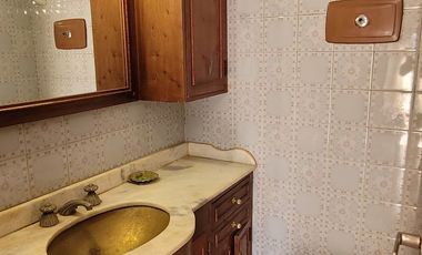 Dpto en VENTA - 3 dorm.+ comodín + balcón + galería-Bv.Oroño 500-VISTA AL FRENTE