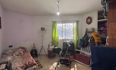 Departamento Tipo Casa en venta en Lanus Este