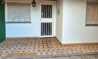 Departamento Tipo Casa en alquiler en Gerli Este