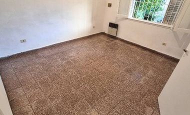 Departamento Tipo Casa en alquiler en Gerli Este