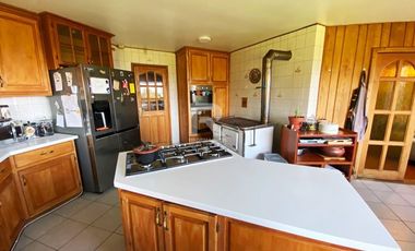 CASA 280M2 EN PARQUE IVIAN II CON VISTA LAGO