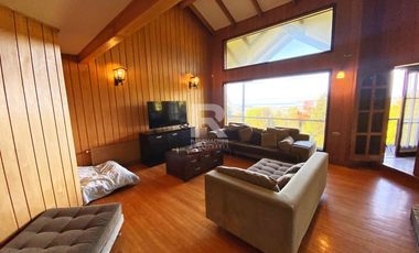 CASA 280M2 EN PARQUE IVIAN II CON VISTA LAGO