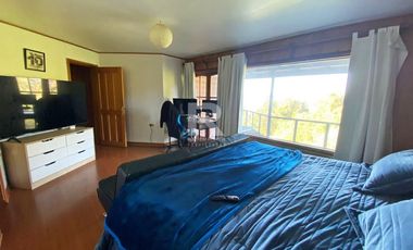 CASA 280M2 EN PARQUE IVIAN II CON VISTA LAGO