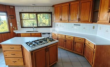 CASA 280M2 EN PARQUE IVIAN II CON VISTA LAGO