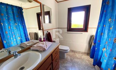 CASA 280M2 EN PARQUE IVIAN II CON VISTA LAGO