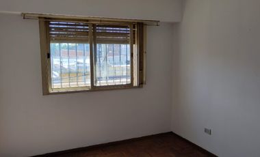 Departamento Tipo Casa en alquiler en Villa Dominico