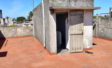 Departamento Tipo Casa en alquiler en Villa Dominico