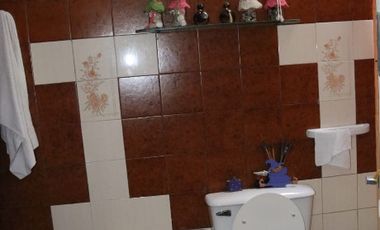 Casa PH en venta en Villa Dominico