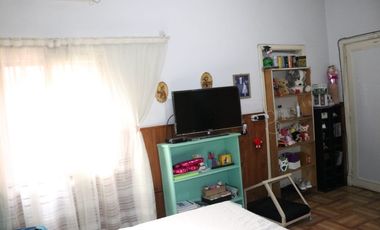 Casa PH en venta en Villa Dominico