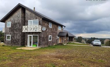 Casa en Arriendo en Línea Nueva