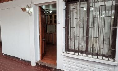 Casa en Arriendo en A 1 cuadra de la calle principal y a 5 de la plaza de armas