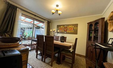 Casa en Venta en Avenida Las Espuelas 147, Los Adobes de Nogales, Machali