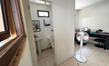 Casa en Arriendo en Arriendo Casa Uso Comercial. 4D 4B 2E, Guadalquivir, Ñuñoa