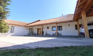 Casa en Arriendo en Condominio El trebol, camino lonquen norte paradero 1