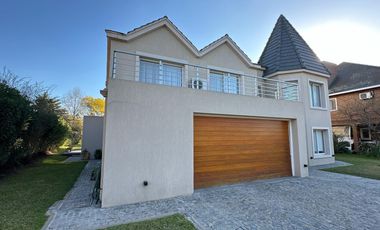 Casa en Saint Thomas Sur, Canning