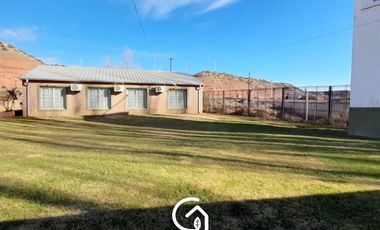 Chacra en Venta con dos oficinas frente de ruta 7 (km 8)
