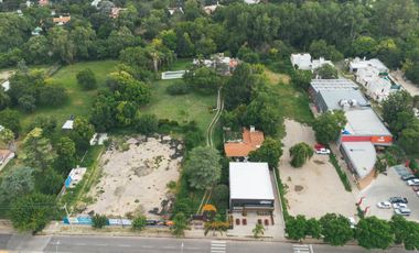 IMPORTANTE PROPIEDAD EN VENTA SOBRE RECTA MARTINOLLI 8700