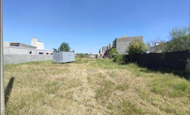 Terreno en venta en Gral. Lgos ideal para invertir y vivir en espacio verde.