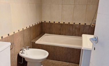 DEPTO EN ALQUILER EN  BELL BARRI CANNING