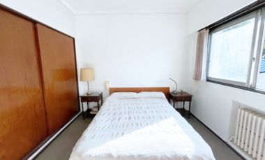 Venta Residencia 5 Ambientes Quincho Jardin Parrilla