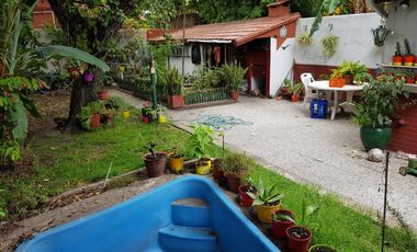 Casa en Alquiler USO COMERCIAL en excelente ubicación en Banfield Este