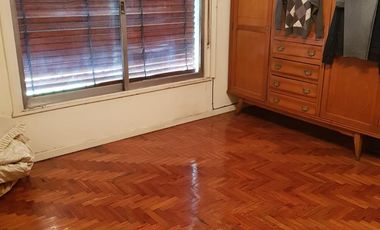 Casa en Alquiler USO COMERCIAL en excelente ubicación en Banfield Este