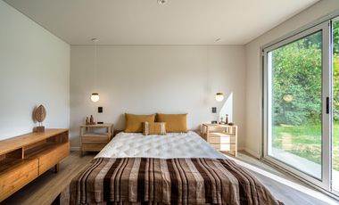 VENTA- Casa 3 dormitorios con pileta - Funes Hills Miraflores s/ Avenida Principal. APTO CREDITO