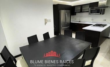 Departamento amueblado, interior; auto NO FIJO, en edificio pequeño