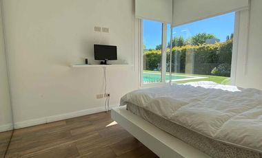 Alquiler Temporada 2025/2026 - Casa en Rumenco