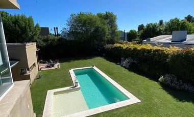 Alquiler Temporada 2025/2026 - Casa en Rumenco