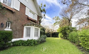 Residencia estilo ingles en Los Troncos