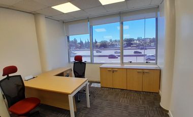 Oficina de categ. amoblada s/ Panamericana
