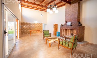 Casa en venta  en Praderas 3  calle La Plata 3000