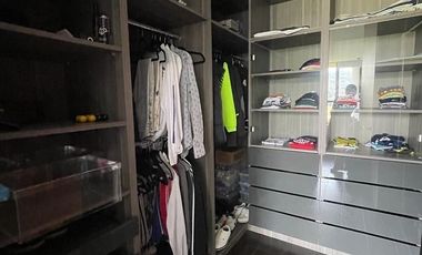 Venta casa bosque real de 1350m2, vista al campo de golf