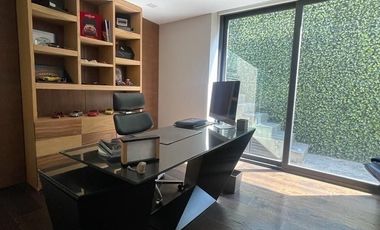 Venta casa bosque real de 1350m2, vista al campo de golf