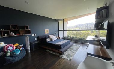 Venta casa bosque real de 1350m2, vista al campo de golf