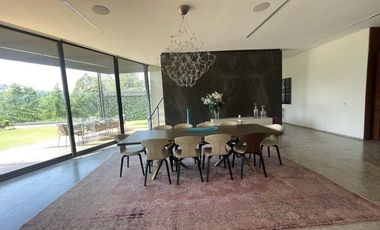 Venta casa bosque real de 1350m2, vista al campo de golf