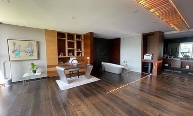 Venta casa bosque real de 1350m2, vista al campo de golf