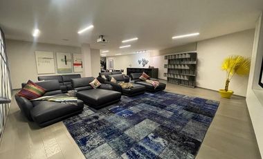 Venta casa bosque real de 1350m2, vista al campo de golf