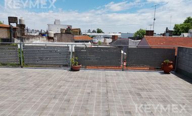 PH en venta de 3 ambientes en dos plantas. Ciudadela Norte